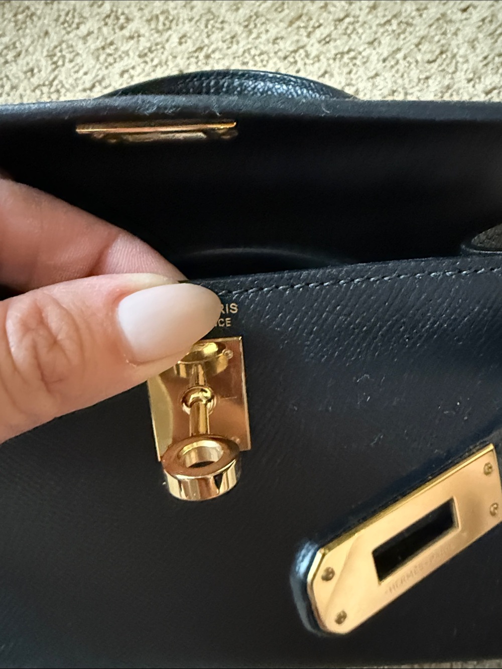 Black Leather Top-Handle Women's Bag with Gold-Tone Hardware. Mini bag - Picture 7 of 7